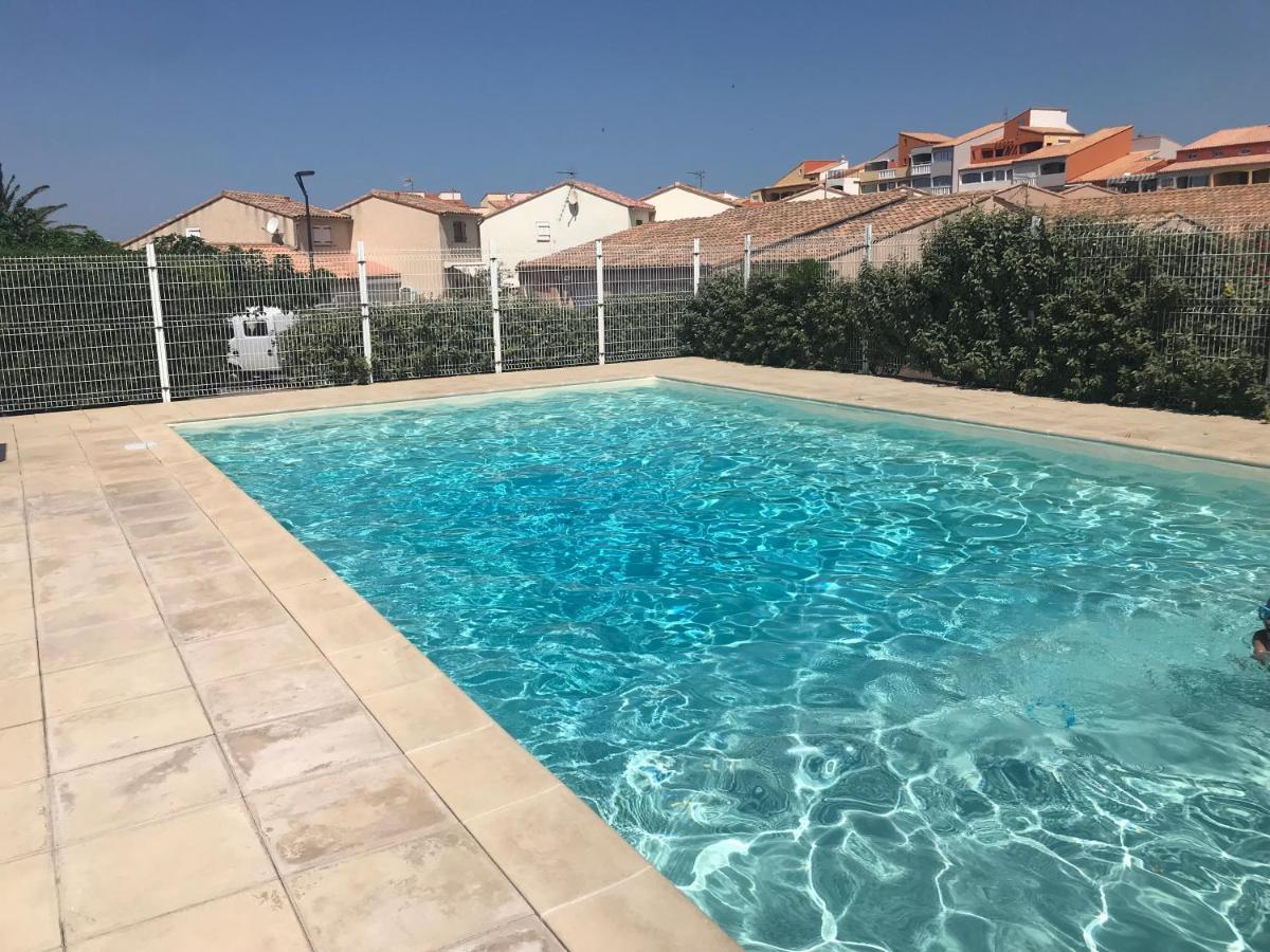 Marina Les Pieds Dans L Eau Apartment Le Barcares Ngoại thất bức ảnh